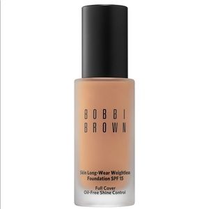 NWT, 4.25, Bobbi Brown Skin Long-Wear Foundation